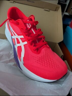 ASICS Man's Magic Speed 4 Running Shoes 10.5 - Flash Red/White